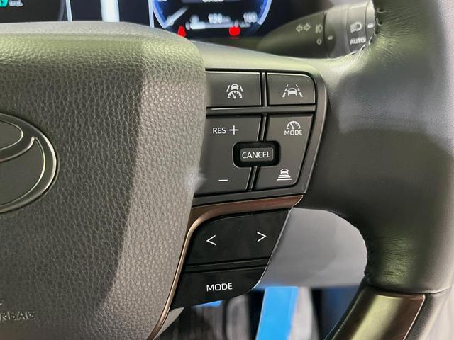 アルファードハイブリッド Z パノラマルーフ ユニバーサルステップ 純正14型ナビ 後席モニター 全周囲カメラ 両側電動スライドドア 100V電源 衝突軽減装置 ステアリングヒーター デジタルインナーミラー 置くだけ充電(30枚目)