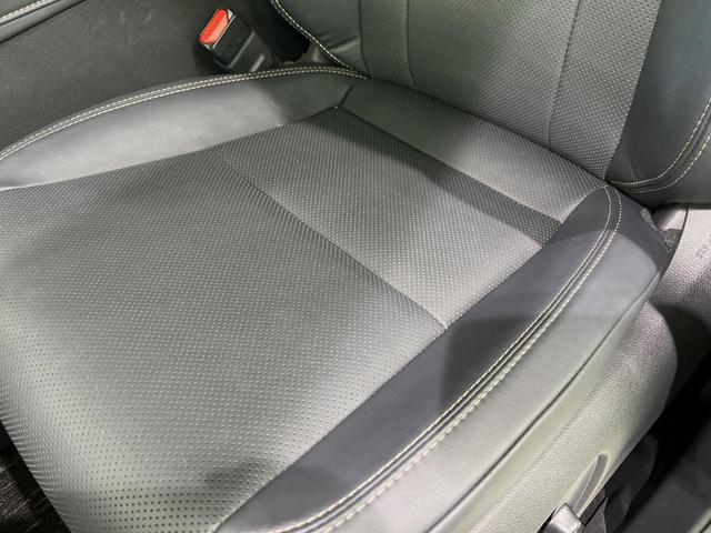 アルファードハイブリッド Z パノラマルーフ ユニバーサルステップ 純正14型ナビ 後席モニター 全周囲カメラ 両側電動スライドドア 100V電源 衝突軽減装置 ステアリングヒーター デジタルインナーミラー 置くだけ充電(54枚目)