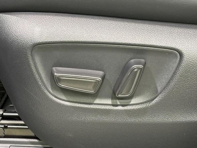 アルファードハイブリッド Z パノラマルーフ ユニバーサルステップ 純正14型ナビ 後席モニター 全周囲カメラ 両側電動スライドドア 100V電源 衝突軽減装置 ステアリングヒーター デジタルインナーミラー 置くだけ充電(58枚目)