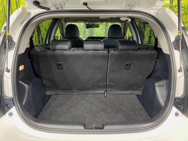 アクア G G’s 純正ナビ バックカメラ 禁煙車 ハーフレザーシート ドラレコ スマートキー LEDヘッドライト ETC クルーズコントロール 純正17インチアルミホイール オートライト オートエアコン 盗難防止装置(10枚目)