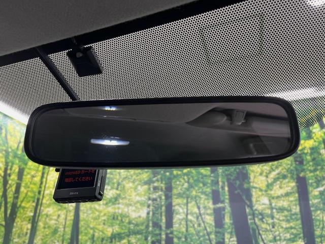 アクア G G’s 純正ナビ バックカメラ 禁煙車 ハーフレザーシート ドラレコ スマートキー LEDヘッドライト ETC クルーズコントロール 純正17インチアルミホイール オートライト オートエアコン 盗難防止装置(37枚目)