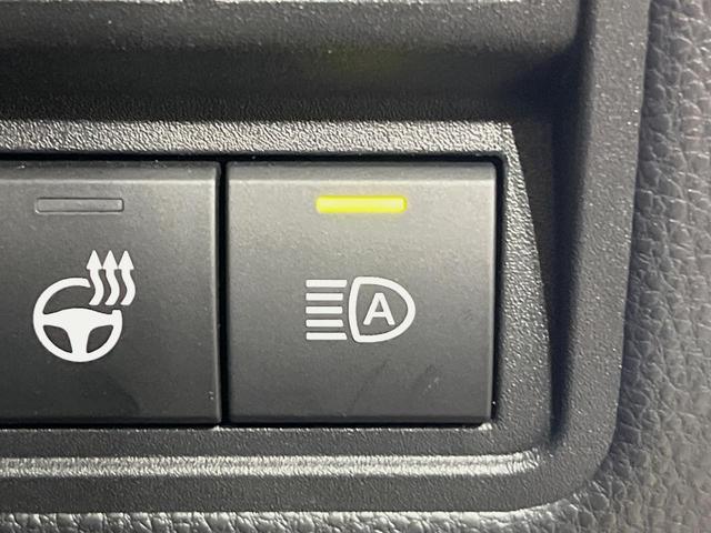 ヤリスクロス ハイブリッドＺ　純正８型ディスプレイオーディオ　全周囲カメラ　衝突軽減装置　レーダークルーズ　禁煙車　ハーフレザーシート　パワーシート　ドラレコ　コーナーセンサー　スマートキー　ＬＥＤヘッド　ＥＴＣ　オートライト（32枚目）