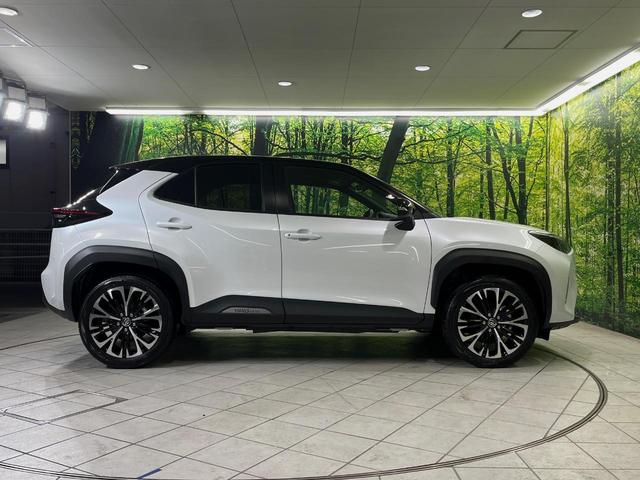 ヤリスクロス ハイブリッドＺ　純正８型ディスプレイオーディオ　全周囲カメラ　衝突軽減装置　レーダークルーズ　禁煙車　ハーフレザーシート　パワーシート　ドラレコ　コーナーセンサー　スマートキー　ＬＥＤヘッド　ＥＴＣ　オートライト（53枚目）