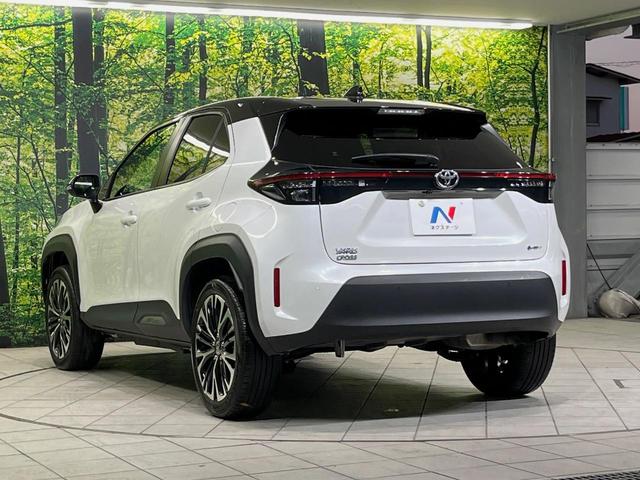 ヤリスクロス ハイブリッドＺ　純正８型ディスプレイオーディオ　全周囲カメラ　衝突軽減装置　レーダークルーズ　禁煙車　ハーフレザーシート　パワーシート　ドラレコ　コーナーセンサー　スマートキー　ＬＥＤヘッド　ＥＴＣ　オートライト（54枚目）