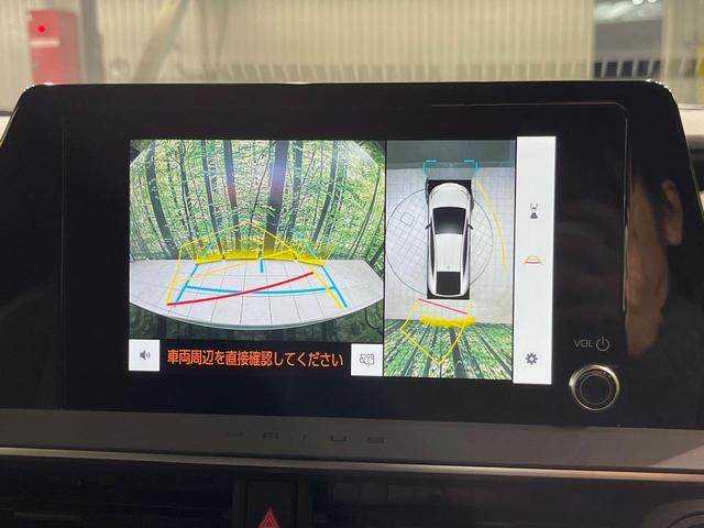 プリウス Ｇ　純正８型ディスプレイオーディオ　全周囲カメラ　１００Ｖ電源　衝突軽減装置　ドラレコ　ＥＴＣ　ＬＥＤヘッド　電動パーキングブレーキ　スマートキー　シートヒーター　レーダークルーズ　純正１９インチアルミ（4枚目）
