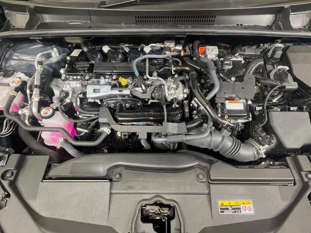 プリウス Ｇ　純正８型ディスプレイオーディオ　全周囲カメラ　１００Ｖ電源　衝突軽減装置　ドラレコ　ＥＴＣ　ＬＥＤヘッド　電動パーキングブレーキ　スマートキー　シートヒーター　レーダークルーズ　純正１９インチアルミ（18枚目）