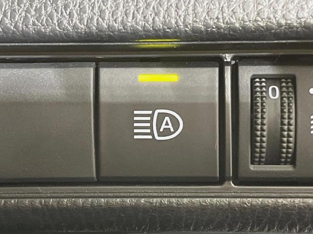 プリウス Ｇ　純正８型ディスプレイオーディオ　全周囲カメラ　１００Ｖ電源　衝突軽減装置　ドラレコ　ＥＴＣ　ＬＥＤヘッド　電動パーキングブレーキ　スマートキー　シートヒーター　レーダークルーズ　純正１９インチアルミ（35枚目）