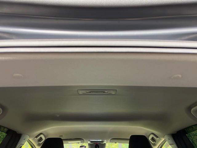 プリウス Ｇ　純正８型ディスプレイオーディオ　全周囲カメラ　１００Ｖ電源　衝突軽減装置　ドラレコ　ＥＴＣ　ＬＥＤヘッド　電動パーキングブレーキ　スマートキー　シートヒーター　レーダークルーズ　純正１９インチアルミ（40枚目）