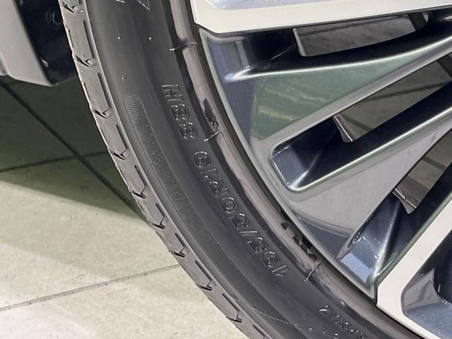 プリウス Ｇ　純正８型ディスプレイオーディオ　全周囲カメラ　１００Ｖ電源　衝突軽減装置　ドラレコ　ＥＴＣ　ＬＥＤヘッド　電動パーキングブレーキ　スマートキー　シートヒーター　レーダークルーズ　純正１９インチアルミ（57枚目）