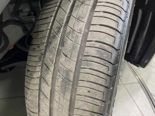 プリウス Ｇ　純正８型ディスプレイオーディオ　全周囲カメラ　１００Ｖ電源　衝突軽減装置　ドラレコ　ＥＴＣ　ＬＥＤヘッド　電動パーキングブレーキ　スマートキー　シートヒーター　レーダークルーズ　純正１９インチアルミ（58枚目）