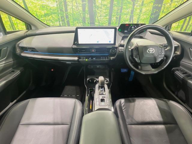 プリウス Z 純正12型ディスプレイオーディオ 全周囲カメラ 100V電源 衝突軽減装置 レーダークルーズ 禁煙車 パワーバックドア シートエアコン パワーシート コーナーセンサー LEDヘッド オートライト(2枚目)
