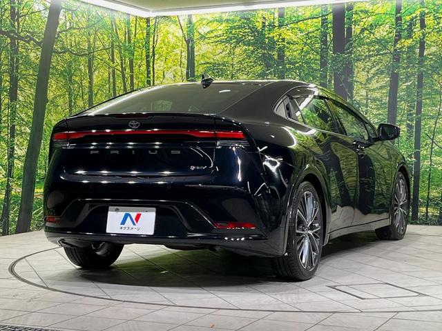 プリウス Z 純正12型ディスプレイオーディオ 全周囲カメラ 100V電源 衝突軽減装置 レーダークルーズ 禁煙車 パワーバックドア シートエアコン パワーシート コーナーセンサー LEDヘッド オートライト(17枚目)