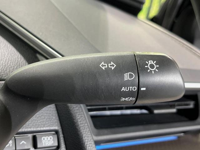 プリウス Z 純正12型ディスプレイオーディオ 全周囲カメラ 100V電源 衝突軽減装置 レーダークルーズ 禁煙車 パワーバックドア シートエアコン パワーシート コーナーセンサー LEDヘッド オートライト(31枚目)