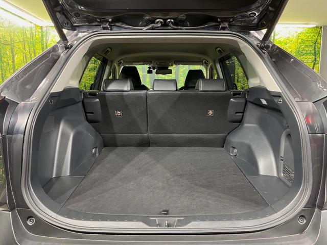 RAV4 ハイブリッドG 4WD 純正9型ナビ バックカメラ 衝突被害軽減装置 レーダークルーズ 禁煙車 パワーバックドア シートヒーター パワーシート コーナーセンサー ドラレコ スマートキー LEDヘッド ETC(11枚目)