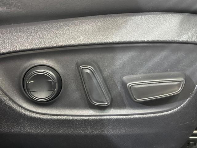 RAV4 ハイブリッドG 4WD 純正9型ナビ バックカメラ 衝突被害軽減装置 レーダークルーズ 禁煙車 パワーバックドア シートヒーター パワーシート コーナーセンサー ドラレコ スマートキー LEDヘッド ETC(47枚目)