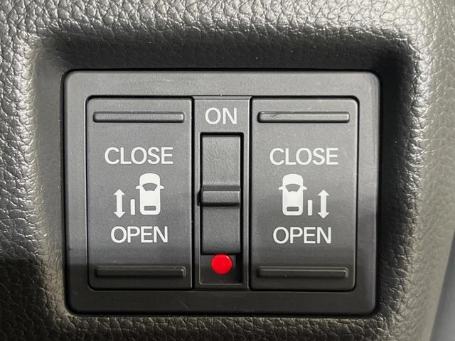 N-BOXカスタム Lターボ スタイル+ブラック 純正8型ナビ 両側電動スライドドア バックカメラ 衝突軽減装置 レーダークルーズ 禁煙車 ハーフレザーシート 前席シートヒーター 前後ドラレコ コーナーセンサー スマートキー LEDヘッド ETC(5枚目)