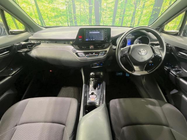 C-HR S LEDパッケージ 純正ナビ バックカメラ 衝突被害軽減システム レーダークルーズ 禁煙車 スマートキー LEDヘッド ビルトインETC オートハイビーム 車線逸脱警報 オートライト デュアルエアコン(2枚目)