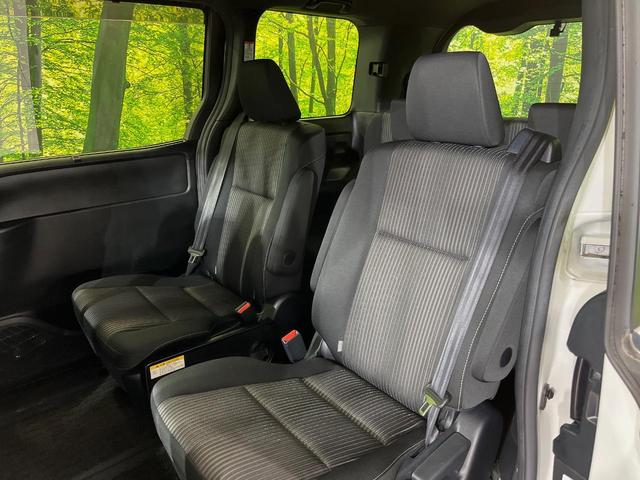 ヴォクシー ZS 煌II BIGX10型ナビ バックカメラ 後席モニター 両側電動スライドドア 衝突軽減装置 LEDヘッド 純正15インチアルミ 革巻きステアリング ETC クルーズコントロール リアオートエアコン 禁煙車(47枚目)