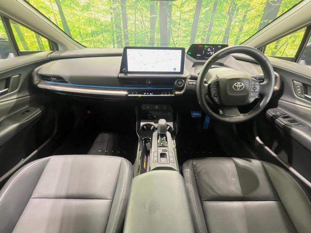 プリウス Ｚ　１２型ＤＡ　モデリスタエアロ　モデリスタ１９インチＡＷ　ソーラー充電システム　デジタルインナーミラー　ＢＳＭ　全周囲カメラ　１００Ｖ　衝突軽減　レーダークルーズ　禁煙車　電動リアゲート　パワーシート（2枚目）