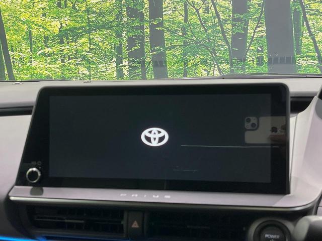 プリウス Ｚ　１２型ＤＡ　モデリスタエアロ　モデリスタ１９インチＡＷ　ソーラー充電システム　デジタルインナーミラー　ＢＳＭ　全周囲カメラ　１００Ｖ　衝突軽減　レーダークルーズ　禁煙車　電動リアゲート　パワーシート（4枚目）