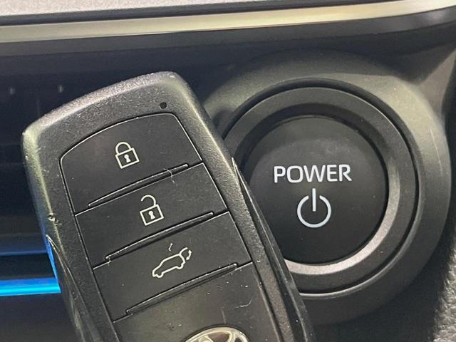 プリウス Ｚ　１２型ＤＡ　モデリスタエアロ　モデリスタ１９インチＡＷ　ソーラー充電システム　デジタルインナーミラー　ＢＳＭ　全周囲カメラ　１００Ｖ　衝突軽減　レーダークルーズ　禁煙車　電動リアゲート　パワーシート（31枚目）