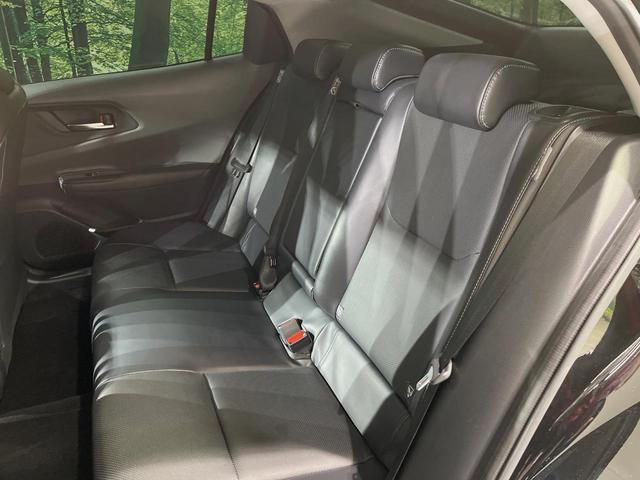 プリウス Ｚ　１２型ＤＡ　モデリスタエアロ　モデリスタ１９インチＡＷ　ソーラー充電システム　デジタルインナーミラー　ＢＳＭ　全周囲カメラ　１００Ｖ　衝突軽減　レーダークルーズ　禁煙車　電動リアゲート　パワーシート（49枚目）