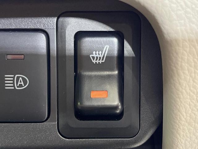 ｅＫワゴン Ｇセーフティ　プラスエディション　純正ナビ　全周囲カメラ　衝突軽減装置　禁煙車　シートヒーター　コーナーセンサー　スマートキー　ＨＩＤヘッド　ＥＴＣ　オートマチックハイビーム　車線逸脱警報　オートライト　オートエアコン　革巻きハンドル（6枚目）