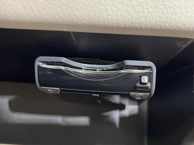 ｅＫワゴン Ｇセーフティ　プラスエディション　純正ナビ　全周囲カメラ　衝突軽減装置　禁煙車　シートヒーター　コーナーセンサー　スマートキー　ＨＩＤヘッド　ＥＴＣ　オートマチックハイビーム　車線逸脱警報　オートライト　オートエアコン　革巻きハンドル（7枚目）