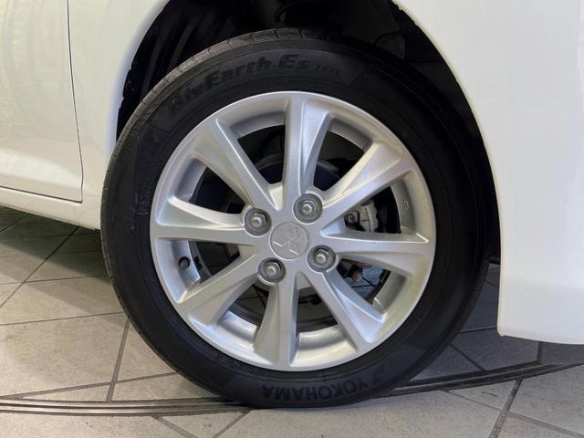 ｅＫワゴン Ｇセーフティ　プラスエディション　純正ナビ　全周囲カメラ　衝突軽減装置　禁煙車　シートヒーター　コーナーセンサー　スマートキー　ＨＩＤヘッド　ＥＴＣ　オートマチックハイビーム　車線逸脱警報　オートライト　オートエアコン　革巻きハンドル（52枚目）