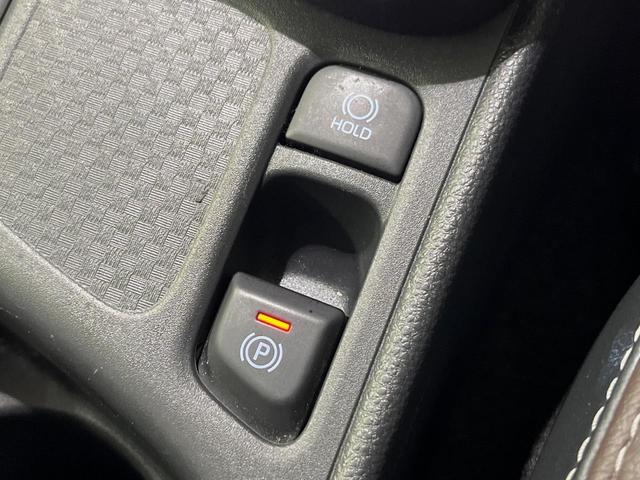 ヤリスクロス ハイブリッドＺ　純正８型ナビ　全周囲カメラ　衝突軽減装置　レーダークルーズ　ハーフレザー　パワーシート　ドラレコ　コーナーセンサー　スマートキー　ＬＥＤヘッド　ＥＴＣ　デジタルインナーミラー　純正１８インチアルミ（40枚目）