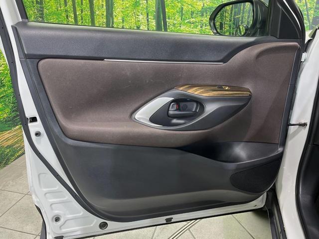 ヤリスクロス ハイブリッドＺ　純正８型ナビ　全周囲カメラ　衝突軽減装置　レーダークルーズ　ハーフレザー　パワーシート　ドラレコ　コーナーセンサー　スマートキー　ＬＥＤヘッド　ＥＴＣ　デジタルインナーミラー　純正１８インチアルミ（55枚目）