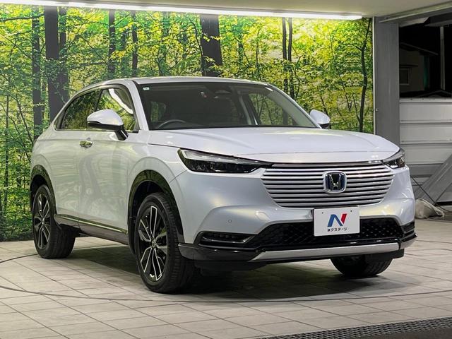 ヴェゼル ｅ：ＨＥＶ　Ｚ　純正９型ナビ　バックカメラ　衝突軽減装置　禁煙車　パワーバックドア　ハーフレザーシート　ドラレコ　コーナーセンサー　スマートキー　ＬＥＤヘッド　ＥＴＣ　純正１８インチアルミ　オートハイビーム（16枚目）