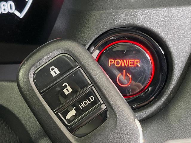 ヴェゼル ｅ：ＨＥＶ　Ｚ　純正９型ナビ　バックカメラ　衝突軽減装置　禁煙車　パワーバックドア　ハーフレザーシート　ドラレコ　コーナーセンサー　スマートキー　ＬＥＤヘッド　ＥＴＣ　純正１８インチアルミ　オートハイビーム（32枚目）