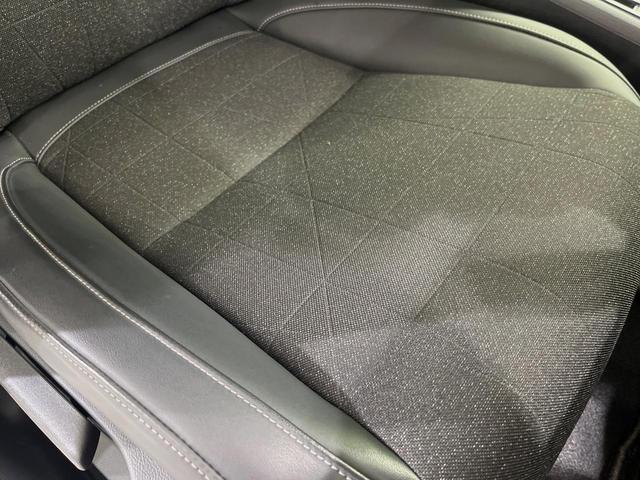 ヴェゼル ｅ：ＨＥＶ　Ｚ　純正９型ナビ　バックカメラ　衝突軽減装置　禁煙車　パワーバックドア　ハーフレザーシート　ドラレコ　コーナーセンサー　スマートキー　ＬＥＤヘッド　ＥＴＣ　純正１８インチアルミ　オートハイビーム（52枚目）