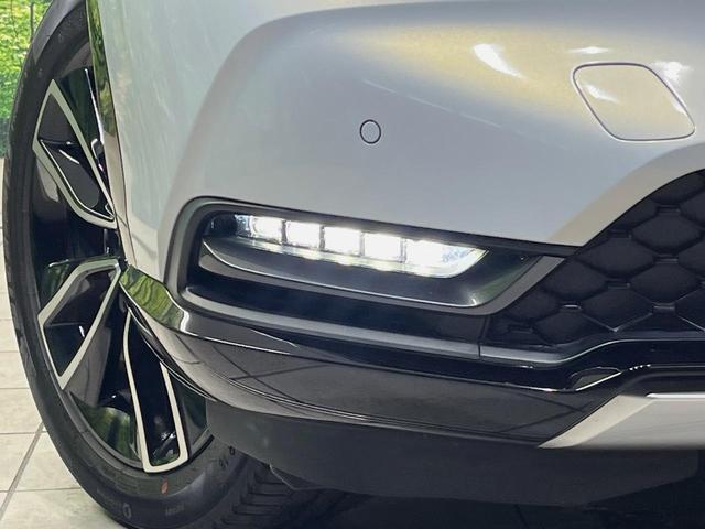 ヴェゼル ｅ：ＨＥＶ　Ｚ　純正９型ナビ　バックカメラ　衝突軽減装置　禁煙車　パワーバックドア　ハーフレザーシート　ドラレコ　コーナーセンサー　スマートキー　ＬＥＤヘッド　ＥＴＣ　純正１８インチアルミ　オートハイビーム（60枚目）