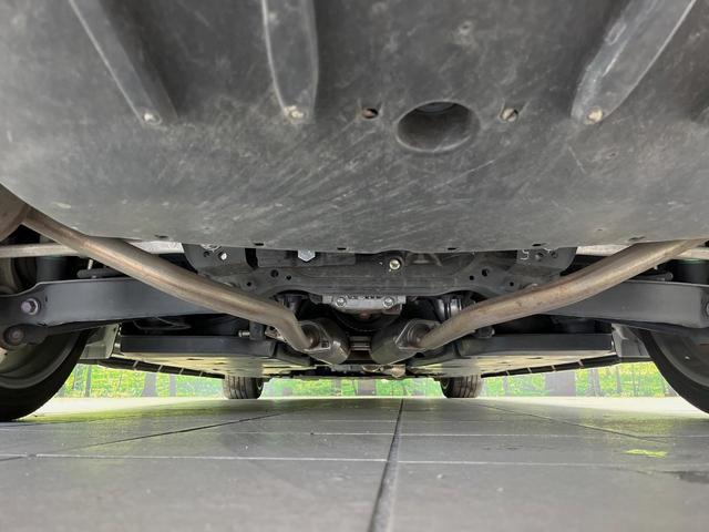 クラウンハイブリッド Ｓ　Ｃパッケージ　モデリスタエアロ　純正８型ナビ　全周囲カメラ　衝突被害軽減装置　レーダークルーズ　ブラインドスポットモニター　禁煙車　コーナーセンサー　ＬＥＤヘッド　ＥＴＣ２．０　パークアシスト　車線逸脱警報（19枚目）