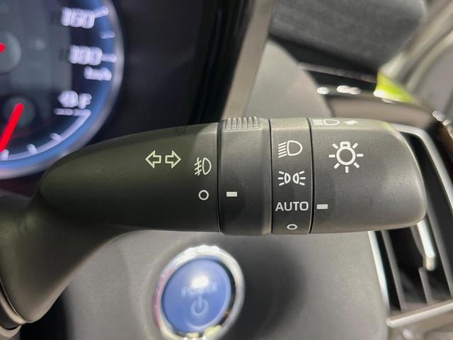 クラウンハイブリッド Ｓ　Ｃパッケージ　モデリスタエアロ　純正８型ナビ　全周囲カメラ　衝突被害軽減装置　レーダークルーズ　ブラインドスポットモニター　禁煙車　コーナーセンサー　ＬＥＤヘッド　ＥＴＣ２．０　パークアシスト　車線逸脱警報（38枚目）