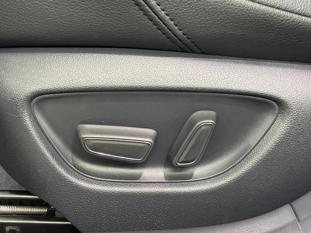 クラウンハイブリッド Ｓ　Ｃパッケージ　モデリスタエアロ　純正８型ナビ　全周囲カメラ　衝突被害軽減装置　レーダークルーズ　ブラインドスポットモニター　禁煙車　コーナーセンサー　ＬＥＤヘッド　ＥＴＣ２．０　パークアシスト　車線逸脱警報（52枚目）