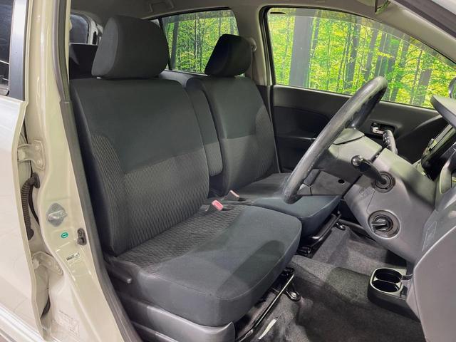 ミラカスタム Ｘ　メモリーナビ　禁煙車　スマートキー　ＥＴＣ　オートエアコン　純正１４インチアルミ　衝突安全ボディ　プライバシーガラス　盗難防止システム　パワーウィンドウ　Ｂｌｕｅｔｏｏｔｈ　ＣＤ　ＤＶＤ再生（8枚目）