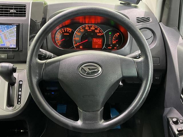 ミラカスタム Ｘ　メモリーナビ　禁煙車　スマートキー　ＥＴＣ　オートエアコン　純正１４インチアルミ　衝突安全ボディ　プライバシーガラス　盗難防止システム　パワーウィンドウ　Ｂｌｕｅｔｏｏｔｈ　ＣＤ　ＤＶＤ再生（11枚目）