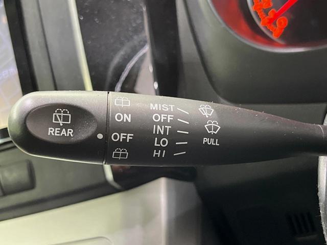 ミラカスタム Ｘ　メモリーナビ　禁煙車　スマートキー　ＥＴＣ　オートエアコン　純正１４インチアルミ　衝突安全ボディ　プライバシーガラス　盗難防止システム　パワーウィンドウ　Ｂｌｕｅｔｏｏｔｈ　ＣＤ　ＤＶＤ再生（27枚目）