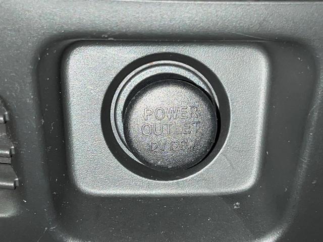 セレナ ハイウェイスター　Ｖエアロセレクション　純正ナビ　両側電動スライドドア　禁煙車　スマートキー　ＨＩＤヘッドライト　ＥＴＣ　オートライト　オートエアコン　ＣＤ／ＤＶＤ再生　地デジ　革巻きステアリング　ＬＥＤフォグライト　１７インチアルミ（25枚目）