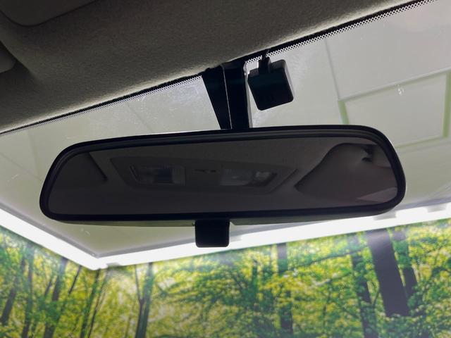 セレナ ハイウェイスター　Ｖエアロセレクション　純正ナビ　両側電動スライドドア　禁煙車　スマートキー　ＨＩＤヘッドライト　ＥＴＣ　オートライト　オートエアコン　ＣＤ／ＤＶＤ再生　地デジ　革巻きステアリング　ＬＥＤフォグライト　１７インチアルミ（31枚目）