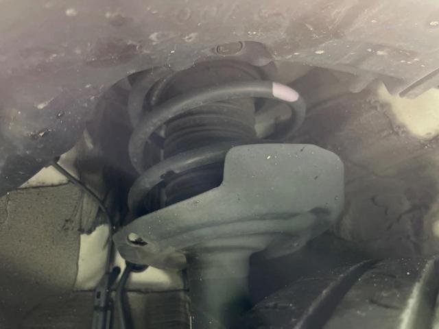 プリウス Ａ　ＳＤナビ　バックカメラ　衝突軽減装置　レーダークルーズ　禁煙車　パワーシート　前後ドラレコ　コーナーセンサー　スマートキー　ＬＥＤヘッド　ＥＴＣ　ブラインドスポットモニター　車線逸脱警報　フルセグ（20枚目）