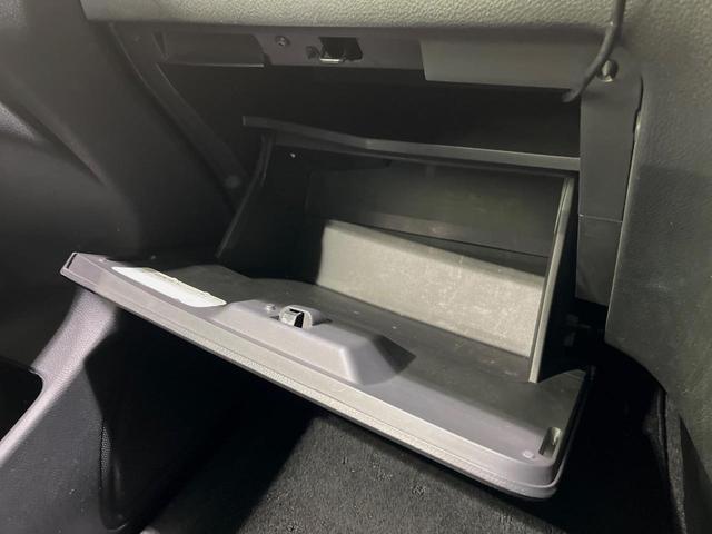 セレナ ハイウェイスター　Ｖセレ＋セーフティ　ＳＨＶ　Ａセフ　純正８型ナビ　全周囲カメラ　後席モニター　両側電動スライドドア　衝突軽減装置　禁煙車　コーナーセンサー　スマートキー　ＬＥＤヘッドライト　ＥＴＣ　クルーズコントロール　車線逸脱警報　オートエアコン（40枚目）