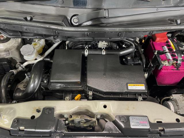 スペーシア Ｘリミテッド　ＳＤナビ　バックカメラ　両側電動スライドドア　衝突軽減装置　禁煙車　前席シートヒーター　スマートキー　ＨＩＤヘッドライト　ＥＴＣ　誤発進抑制機能　オートライト　オートエアコン　純正１４インチアルミ（18枚目）