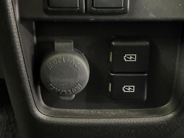 ハスラー ＪスタイルＩＩターボ　メーカー純正９型ナビ　全周囲カメラ　衝突軽減装置　ドラレコ　ＥＴＣ　革巻きステアリング　ＬＥＤヘッド　純正１５インチアルミ　前席シートヒーター　オートエアコン　オートライト　スマートキー　禁煙車（38枚目）