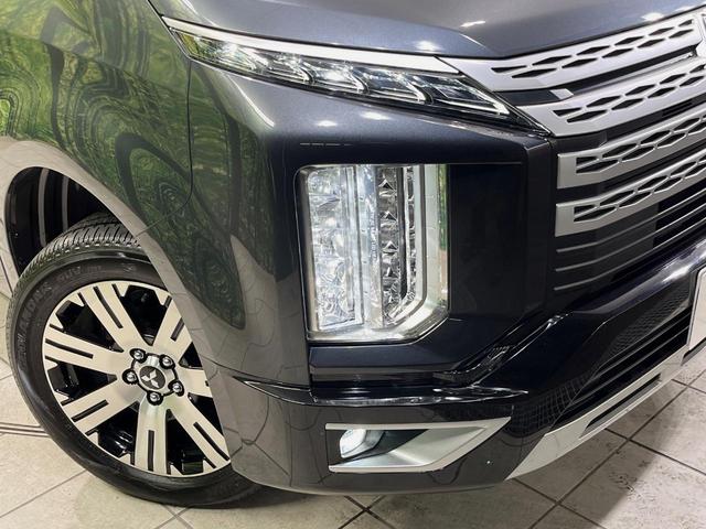 デリカＤ：５ Ｐ　純正１０型ナビ　バックカメラ　衝突軽減装置　パワーバックドア　ＬＥＤヘッド　純正１８インチアルミ　ドラレコ　ＥＴＣ　両側電動スライドドア　ＥＴＣ　ステアリングヒーター　パドルシフト　電動パーキング（12枚目）