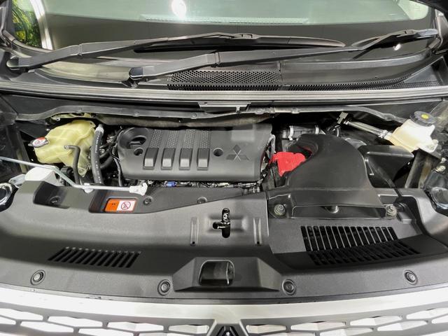 デリカＤ：５ Ｐ　純正１０型ナビ　バックカメラ　衝突軽減装置　パワーバックドア　ＬＥＤヘッド　純正１８インチアルミ　ドラレコ　ＥＴＣ　両側電動スライドドア　ＥＴＣ　ステアリングヒーター　パドルシフト　電動パーキング（18枚目）