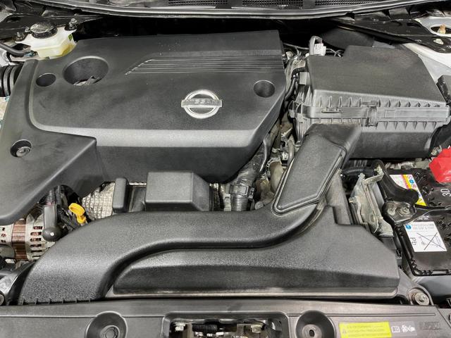 ティアナ ＸＬ　ナビＡＶＭパッケージ　純正ナビ　全周囲カメラ　衝突軽減装置　禁煙車　ドラレコ　コーナーセンサー　スマートキー　ＨＩＤヘッド　ＥＴＣ　クルコン　純正１６インチアルミ　オートライト　デュアルオートエアコン　パワーシート（18枚目）